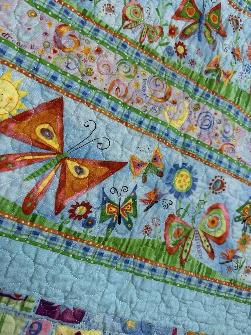 Handmade Baby/Toddler Quilt.  50”x39” Butterflies, Sunshine, multi-color